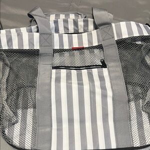 Chic Striped Mesh Tote Bag in Gray and White